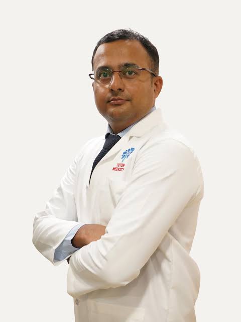 Dr Sandeep Gaikar